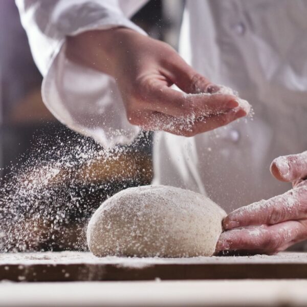 Raw flour to make the  perfect pizza like if you're in italy!